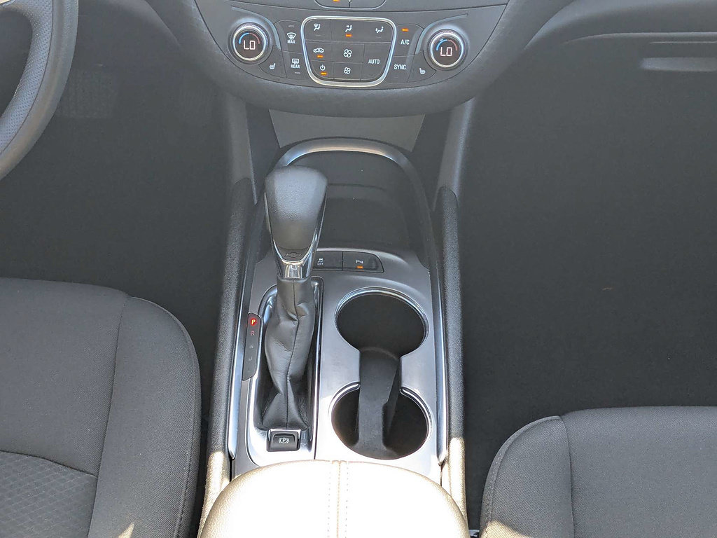 Used 2024 Chevrolet Malibu LT FWD image 17