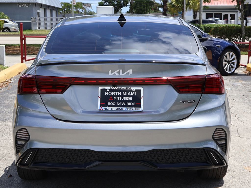 Used 2024 Kia Forte GT-Line w/ GT-Line Premium Package FWD image 13