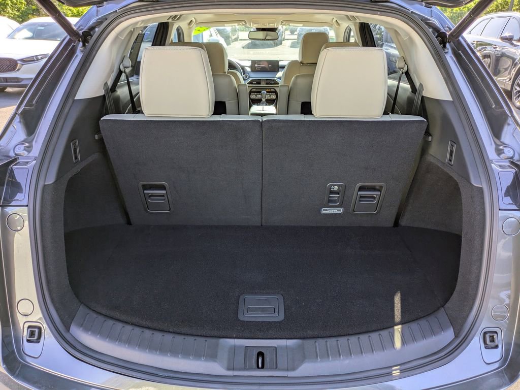 Used 2023 MAZDA CX-9 Touring image 16
