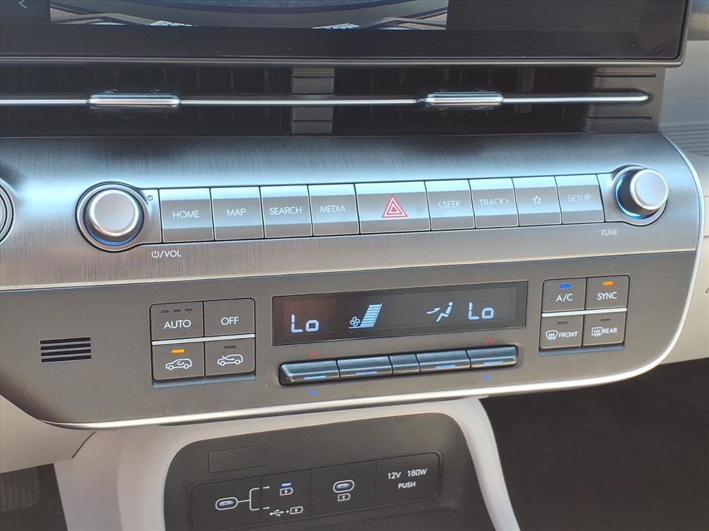 Used 2024 Hyundai Kona SEL FWD image 30