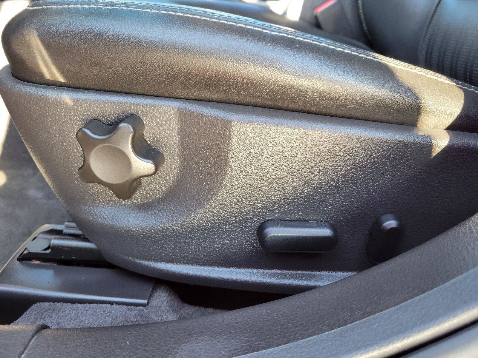 Used 2010 Ford Fusion Sport FWD image 10