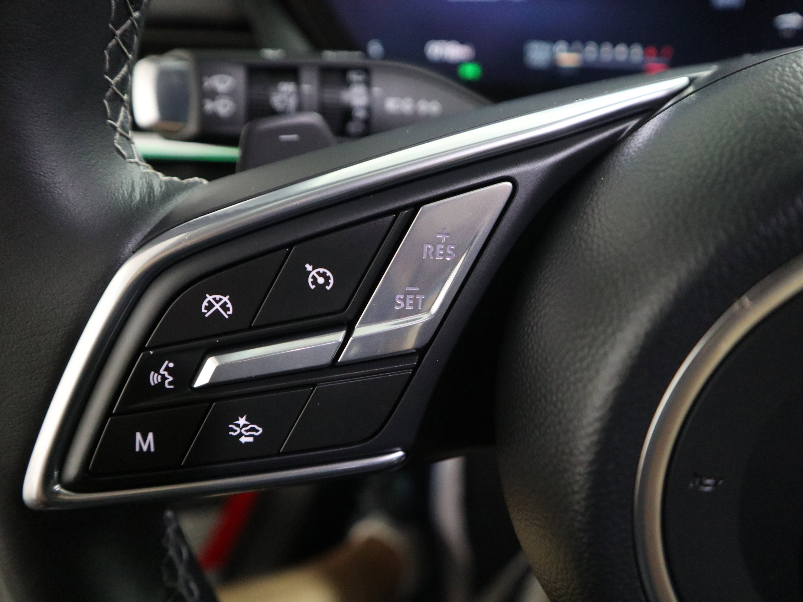 Used 2025 Buick Envision Preferred image 26