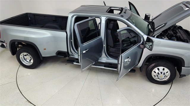 Used 2024 Chevrolet Silverado 3500 High Country image 83
