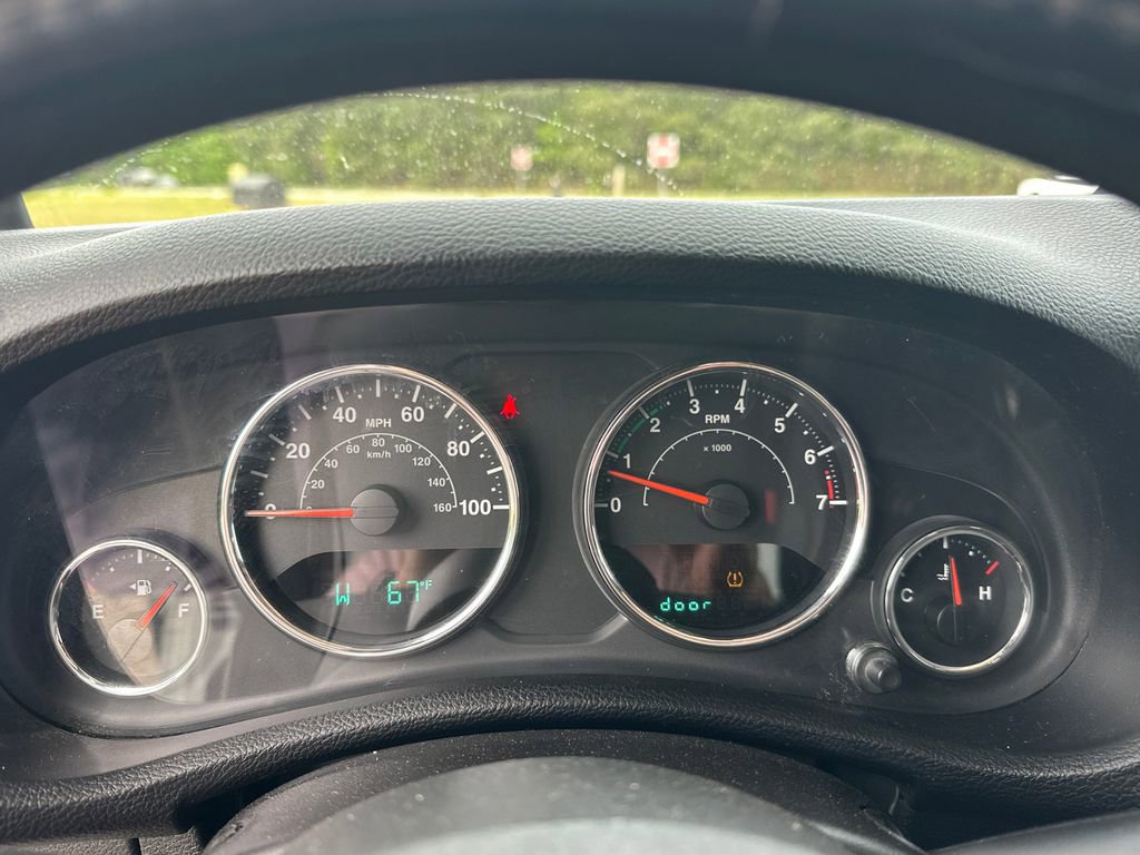 Used 2014 Jeep Wrangler Sport AWD/4WD image 24