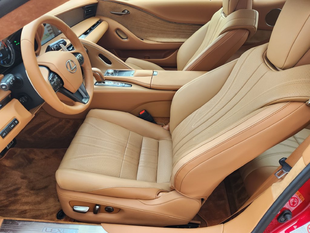 Used 2018 Lexus LC 500 Coupe w/ Touring Package RWD image 13