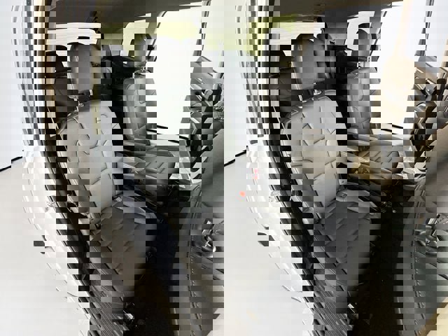 New 2025 Kia Telluride S image 30