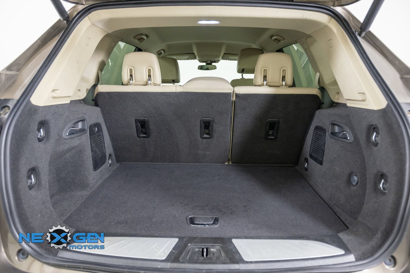 Used 2018 Buick Envision Preferred FWD image 31