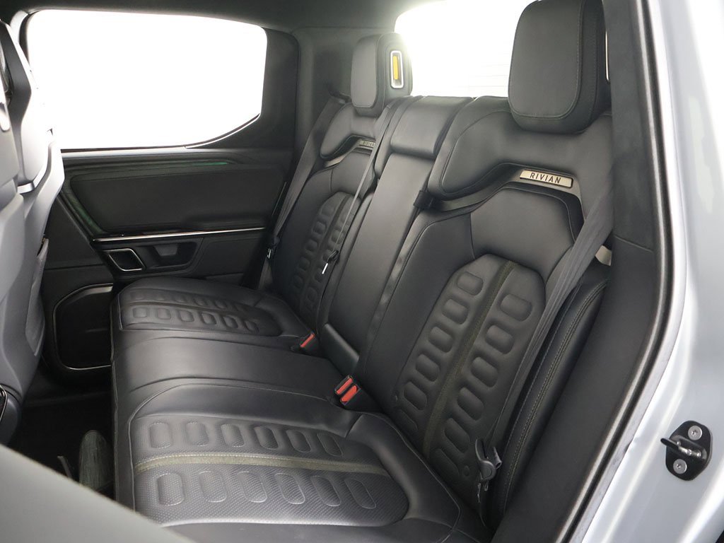 Used 2022 Rivian R1T Adventure image 33