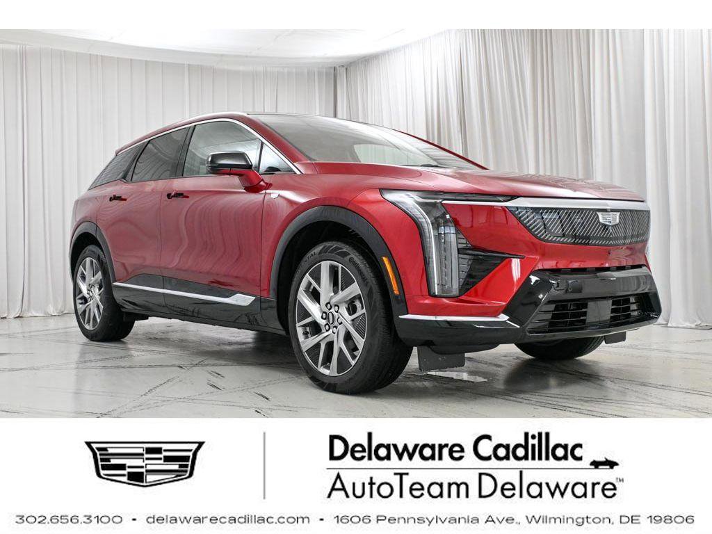 New 2026 Cadillac Optiq Luxury 2 image 1