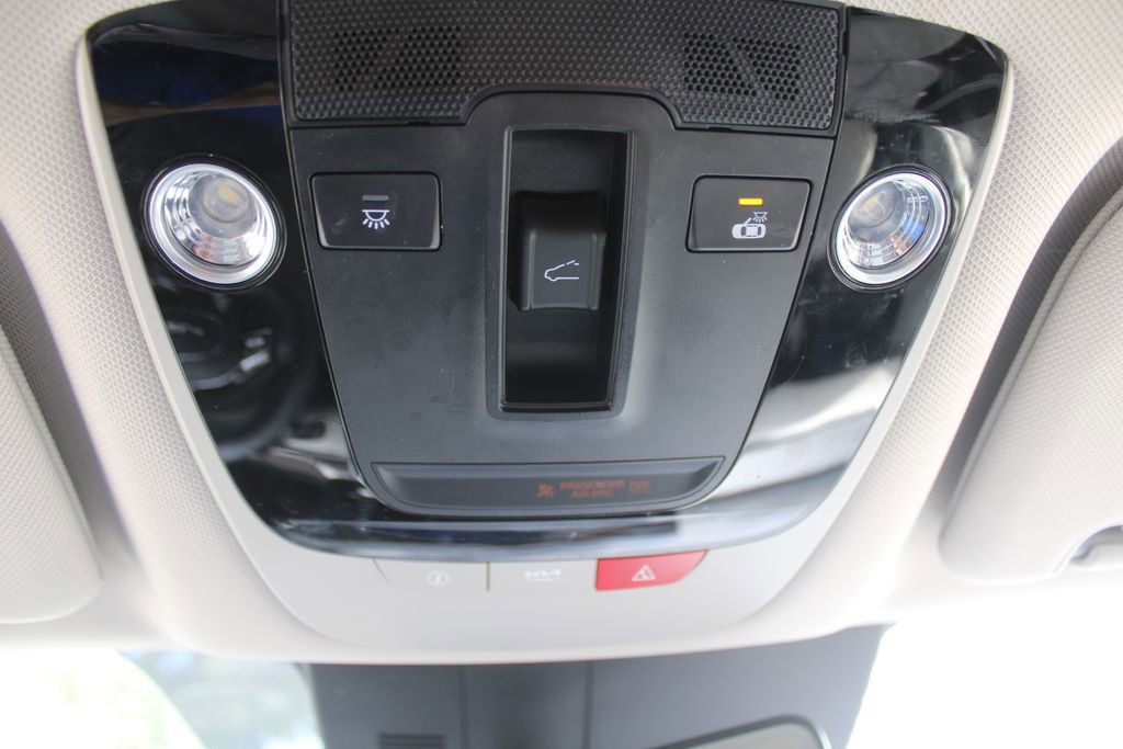Certified 2023 Kia Sorento SX AWD/4WD image 53