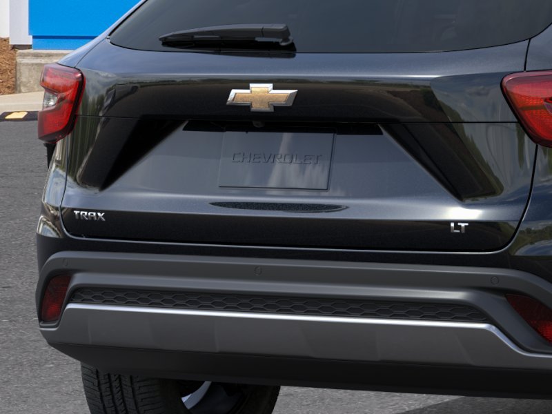 New 2026 Chevrolet Trax LT w/ Sunroof Package FWD image 14