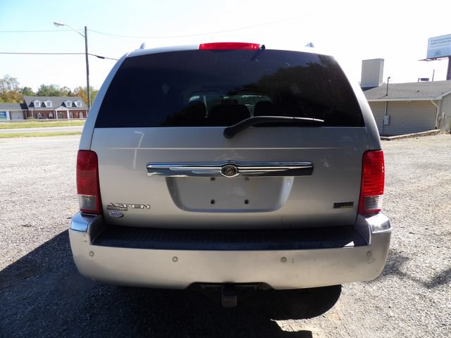 Used 2007 Chrysler Aspen Limited AWD/4WD image 4