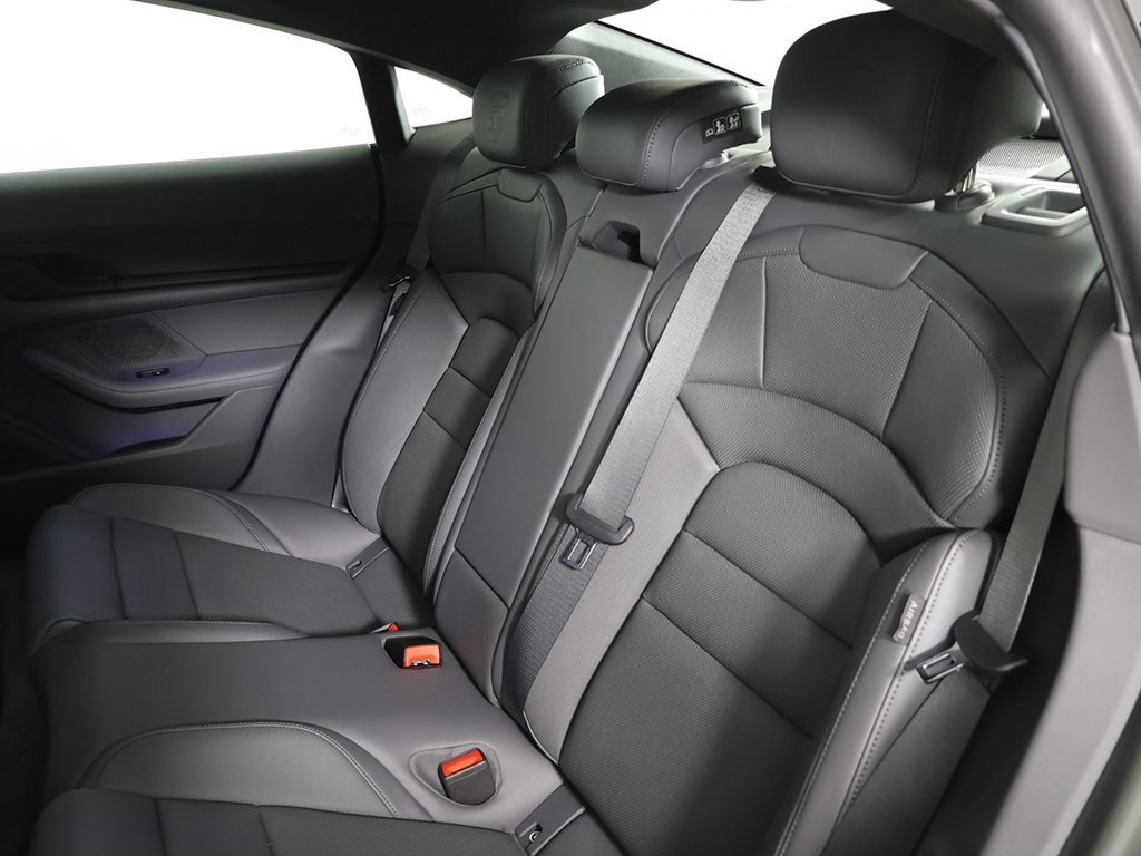 Used 2023 Porsche Taycan image 33
