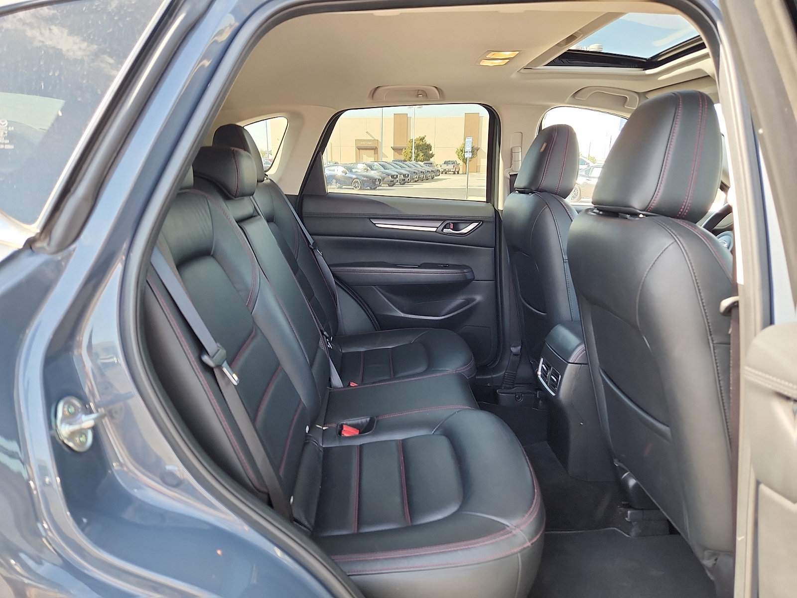 Used 2025 MAZDA CX-5 Carbon Edition AWD/4WD image 13