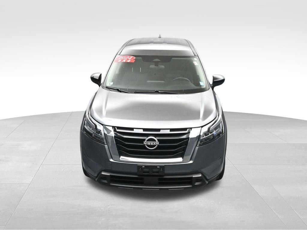 Used 2024 Nissan Pathfinder S AWD/4WD image 39