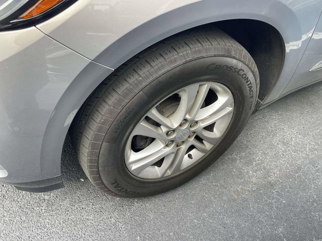 Used 2018 Buick Enclave Essence image 5