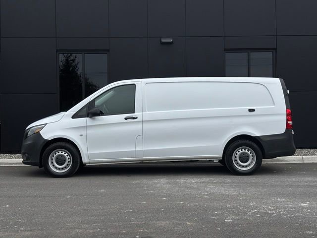 Used 2022 Mercedes-Benz Metris image 4