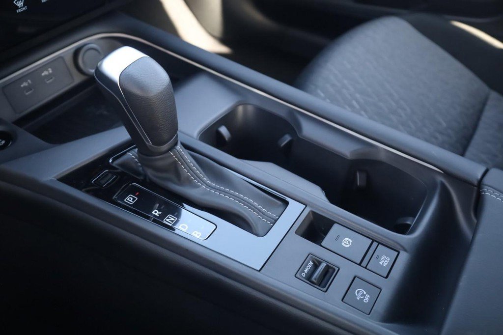 New 2026 Nissan Sentra SV w/ SV Convenience Package image 18