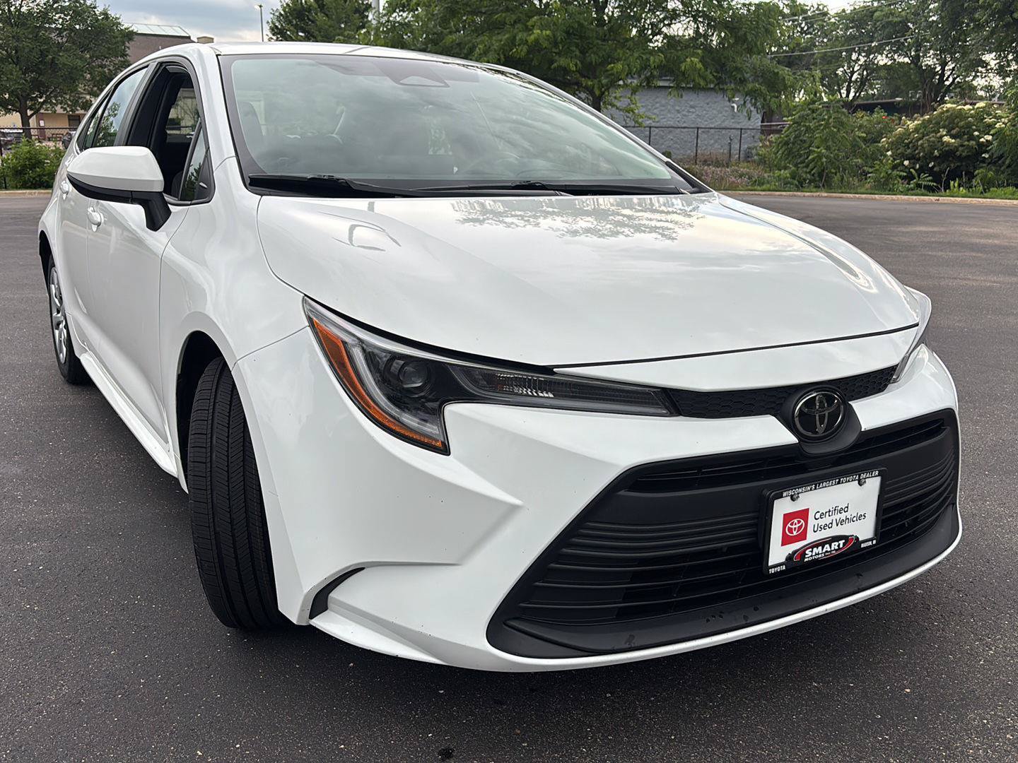 Used 2024 Toyota Corolla LE FWD image 7