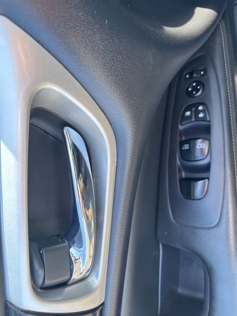 Used 2019 Nissan Pathfinder SV FWD image 24