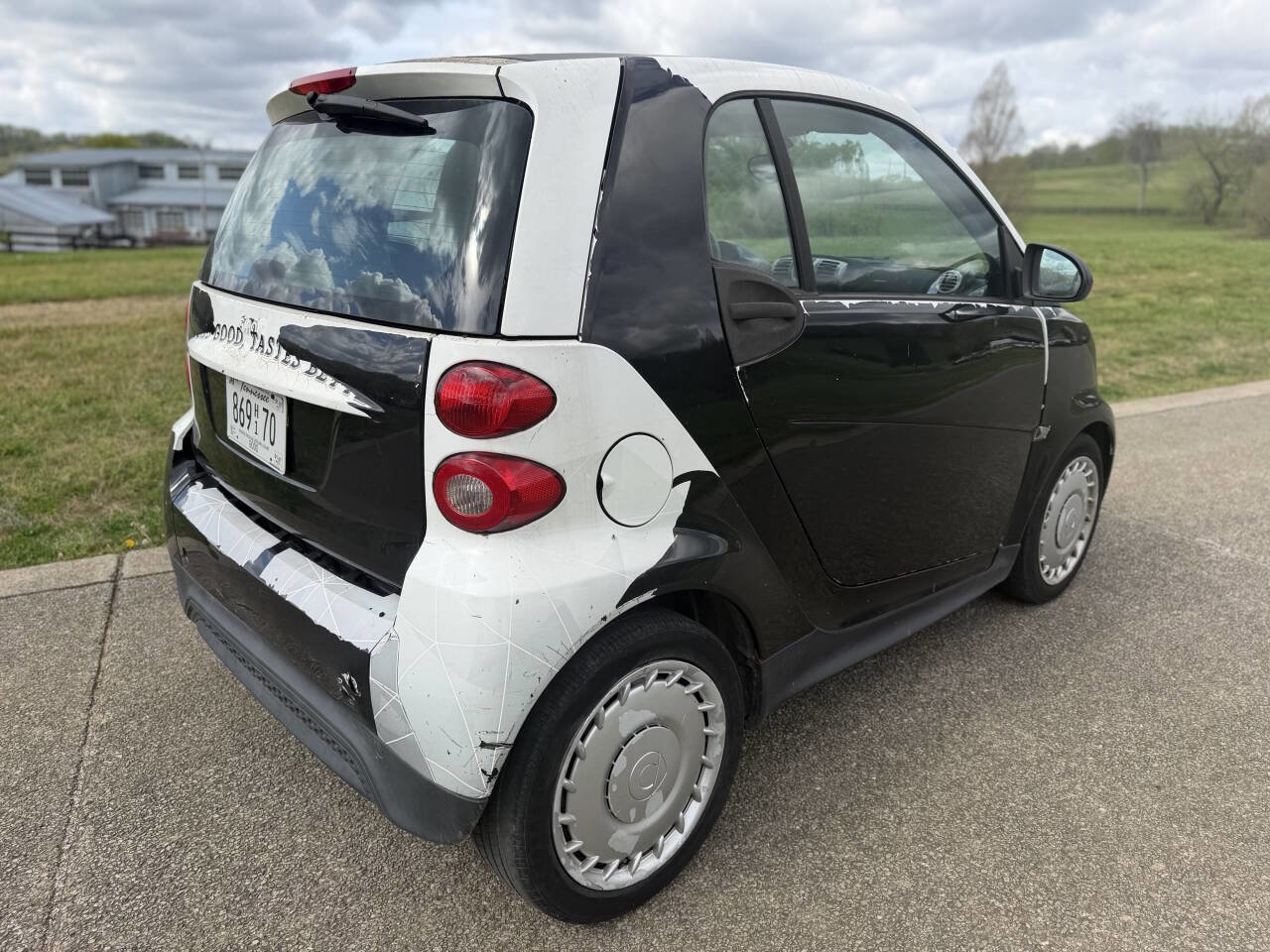 Used 2013 smart fortwo pure image 9