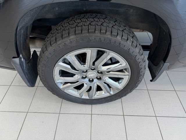 Used 2019 Chevrolet Silverado 1500 High Country w/ High Country Premium Package AWD/4WD image 40