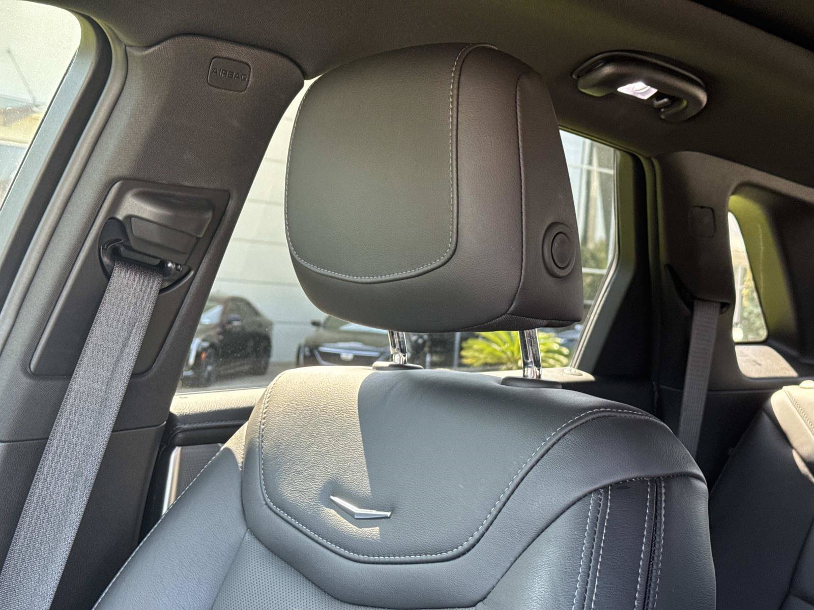 Used 2025 Cadillac XT5 Sportv AWD/4WD image 25