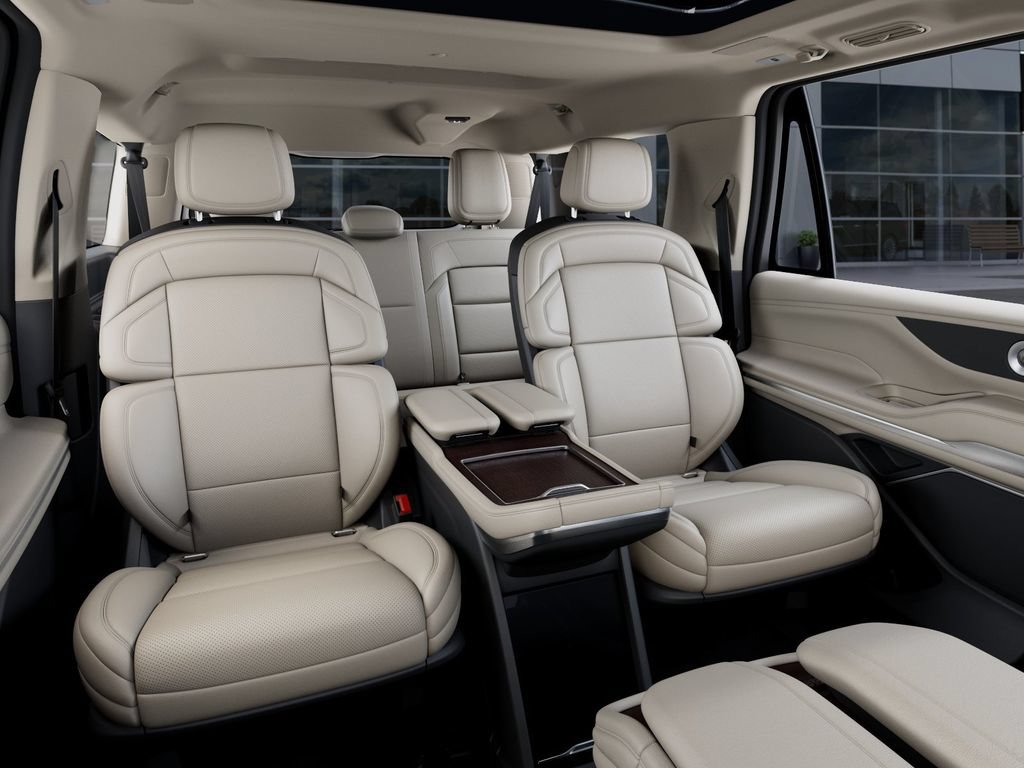 New 2027 Lincoln Navigator L Reserve AWD/4WD image 11