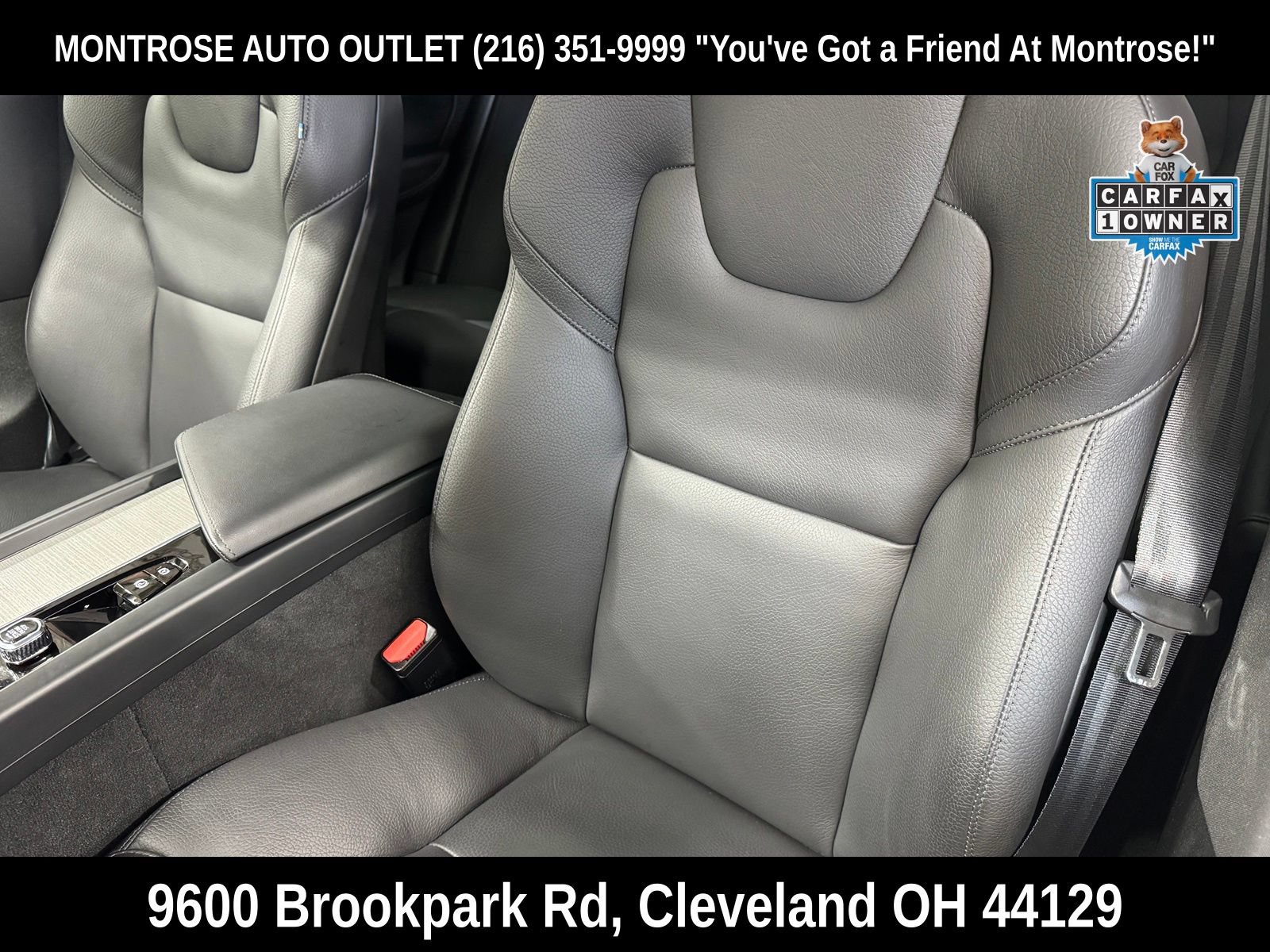 Certified 2025 Volvo XC60 B5 Plus w/ Climate Package AWD/4WD image 27