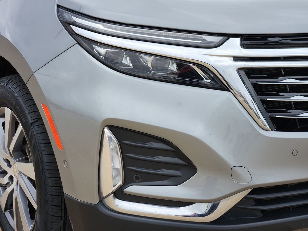 Used 2023 Chevrolet Equinox Premier image 12
