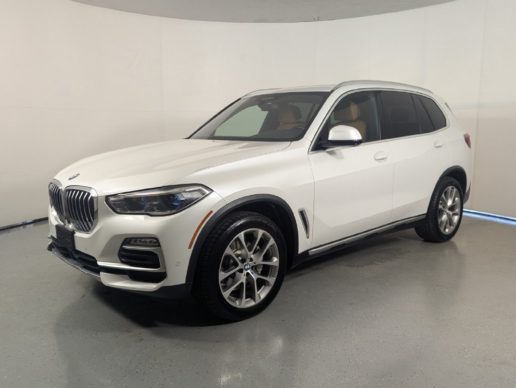 Used 2019 BMW X5 xDrive40i w/ Executive Package AWD/4WD image 3
