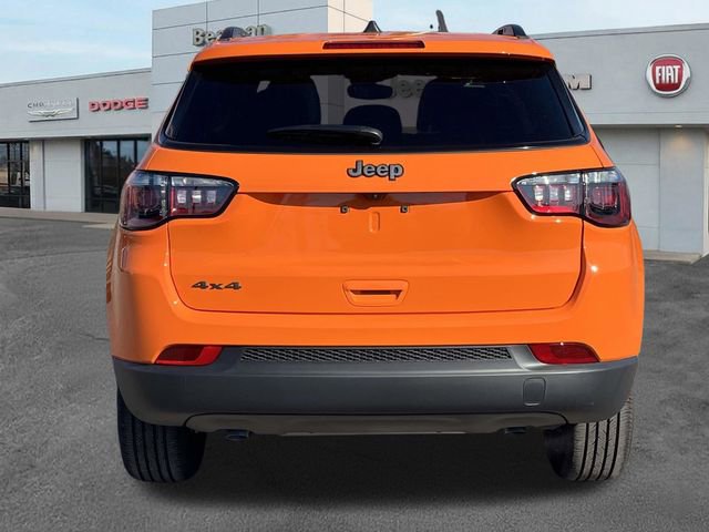 New 2026 Jeep Compass Latitude w/ Sun and Sound Group image 6