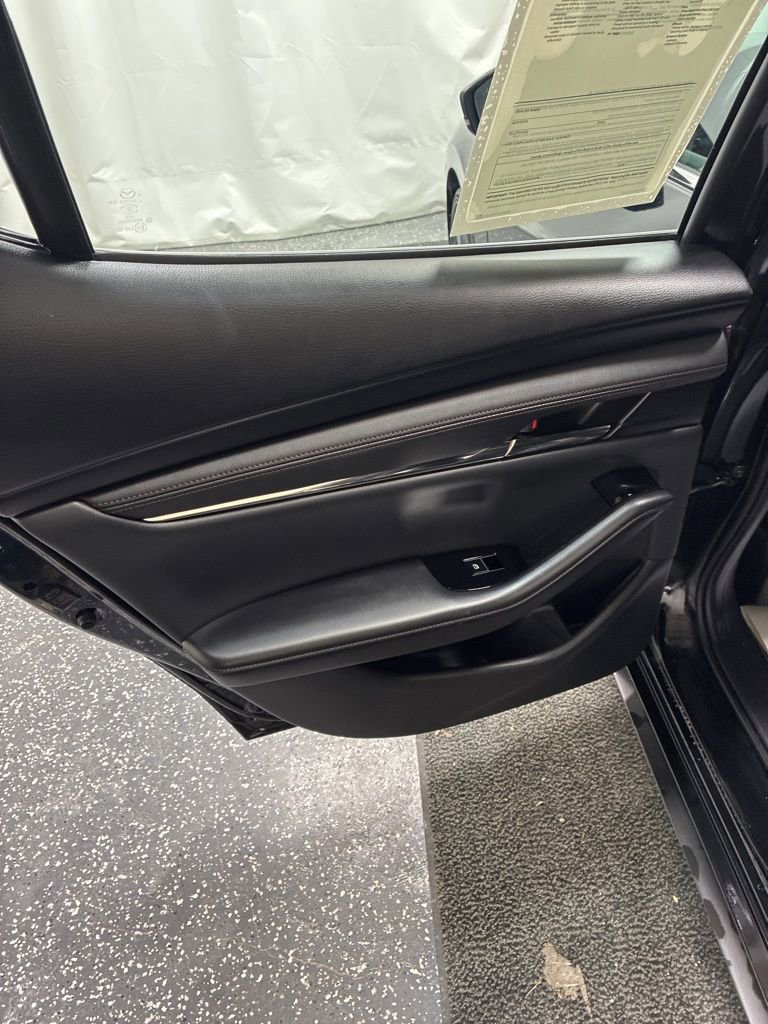 Used 2025 MAZDA MAZDA3 s image 22