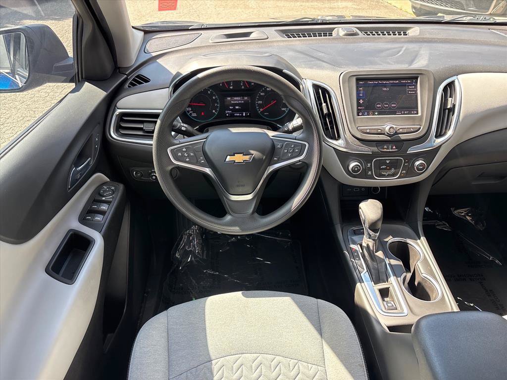 Used 2022 Chevrolet Equinox LS AWD/4WD image 25