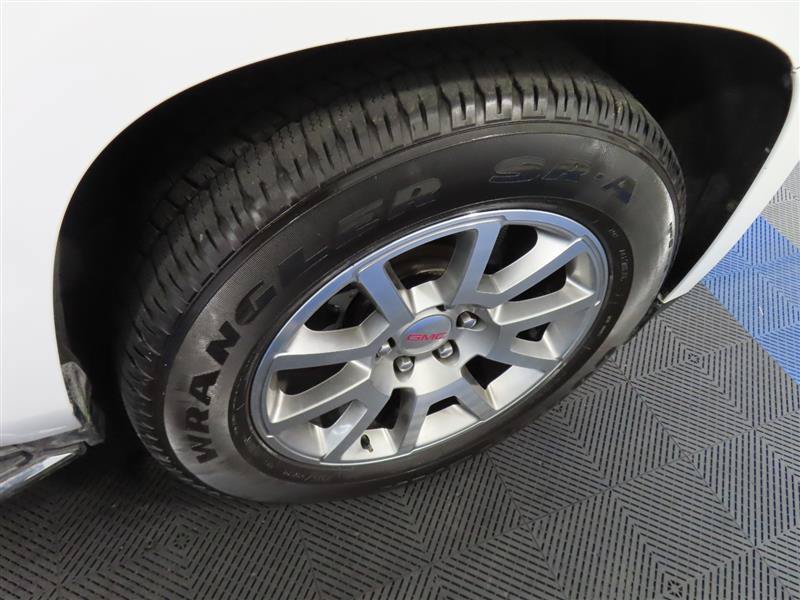 Used 2020 GMC Yukon XL Denali RWD image 9