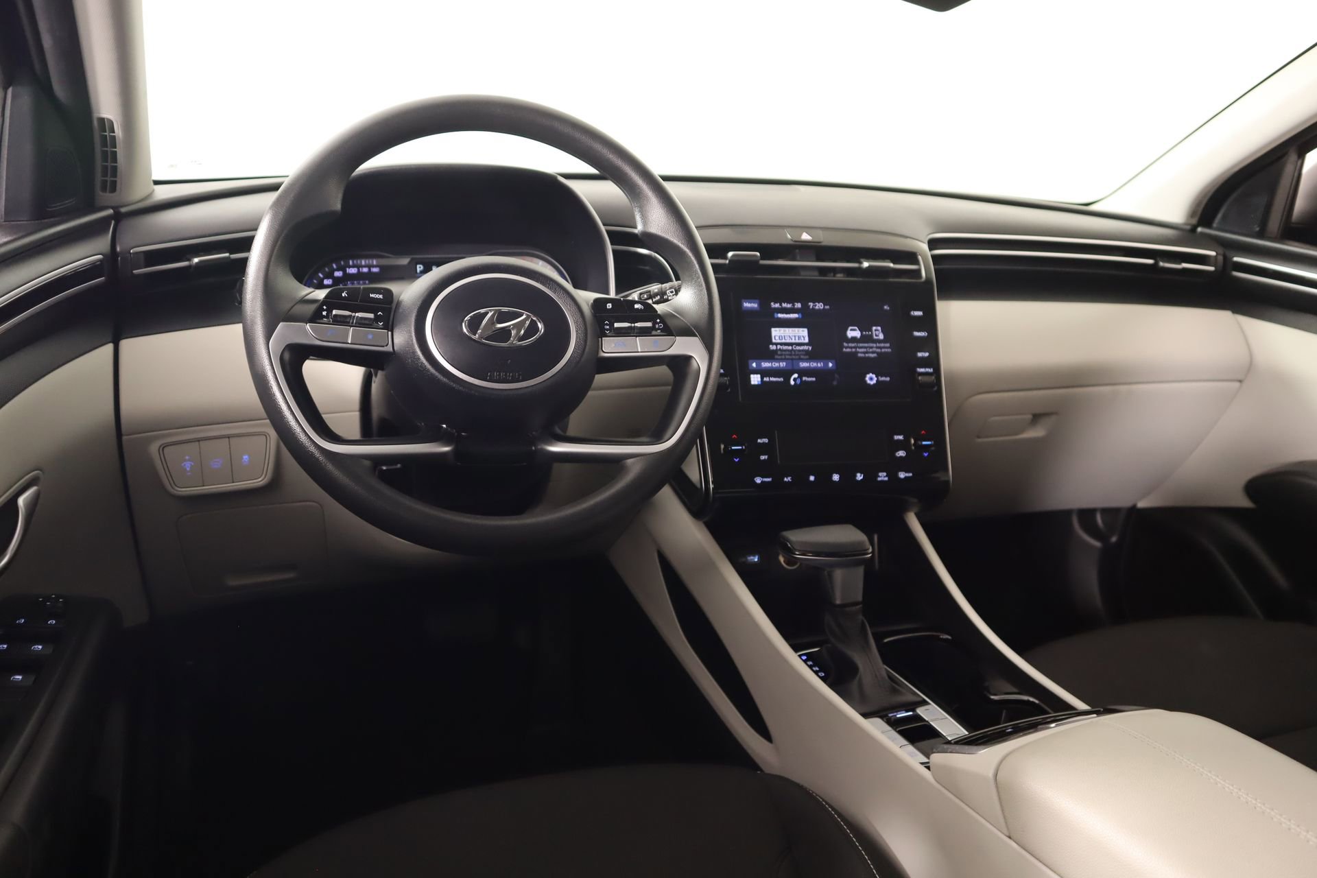 Certified 2024 Hyundai Tucson SEL image 2