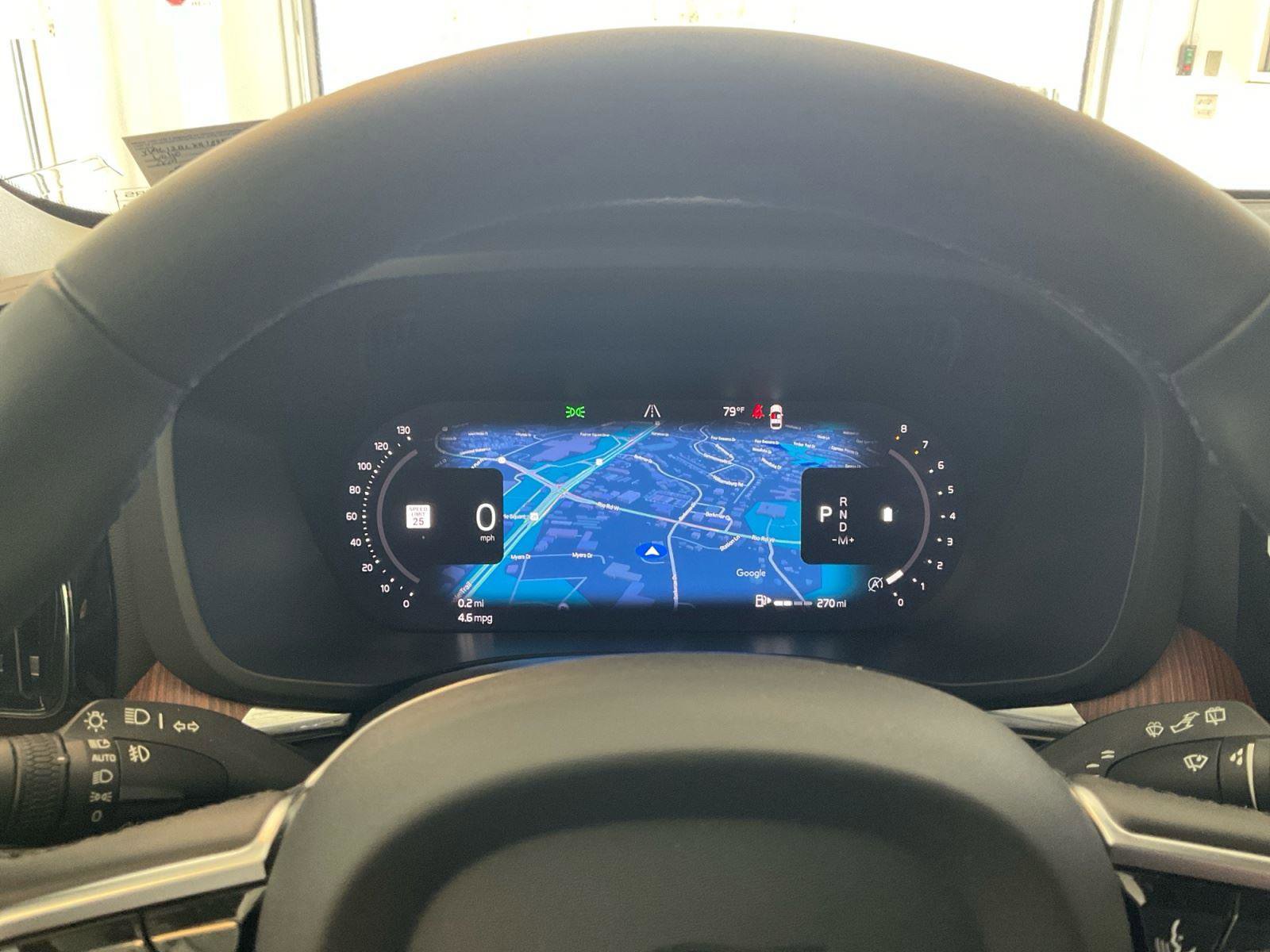 Used 2024 Volvo XC60 B5 Plus image 19