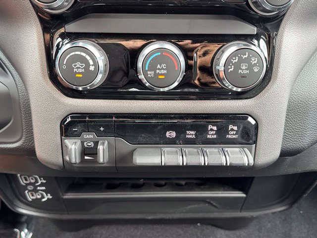 New 2027 RAM 3500 Big Horn AWD/4WD image 21