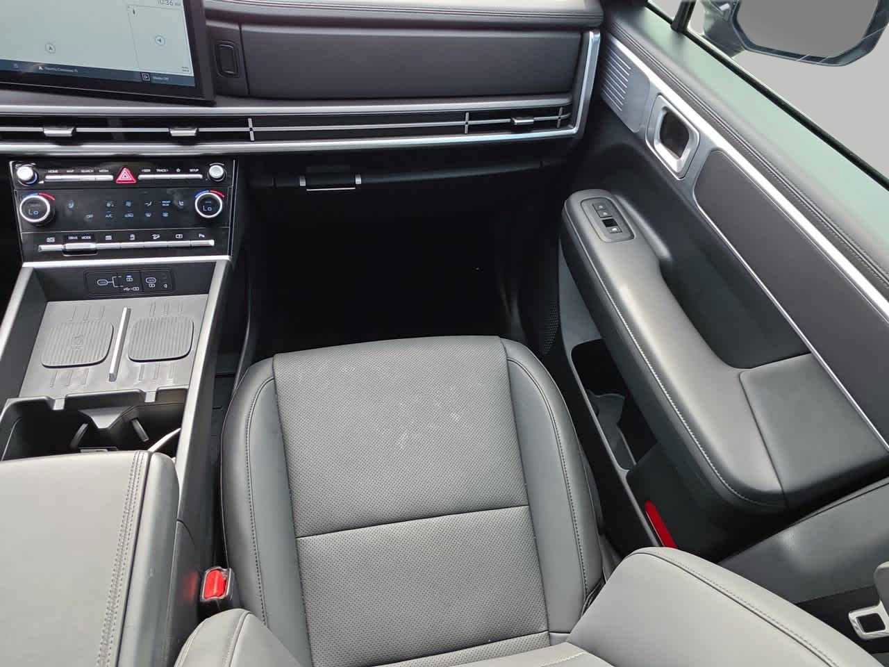 Used 2024 Hyundai Santa Fe XRT image 13