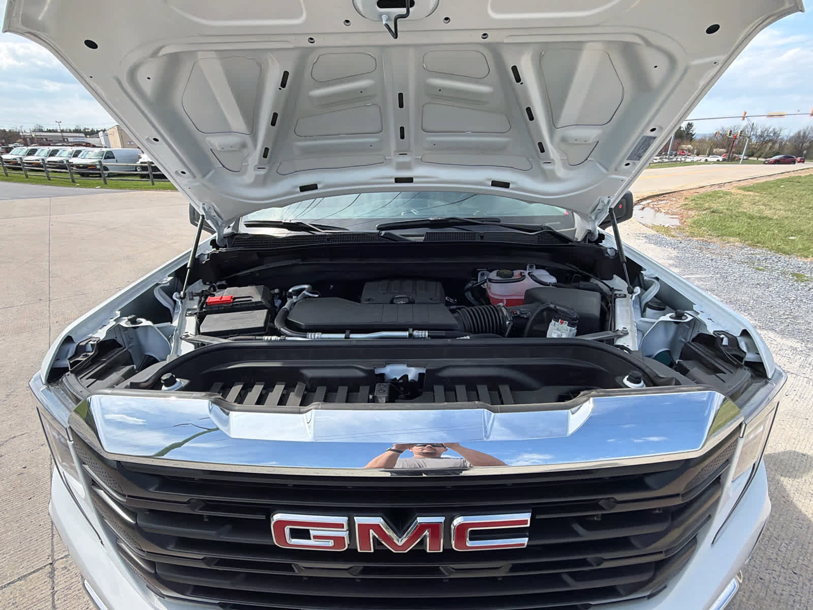New 2026 GMC Sierra 1500 Pro w/ Pro Value Package AWD/4WD image 6