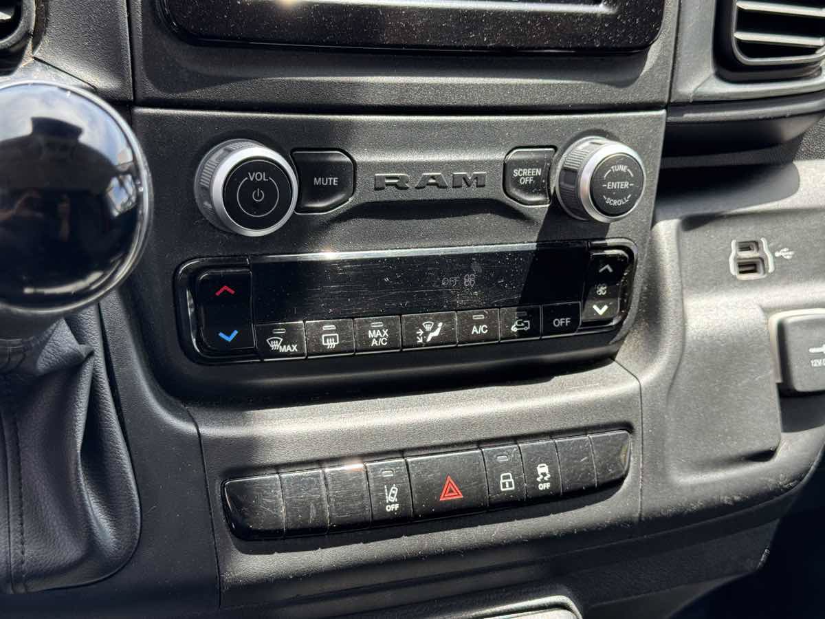 Used 2023 RAM ProMaster 3500 w/ Driver Convenience Group FWD image 31
