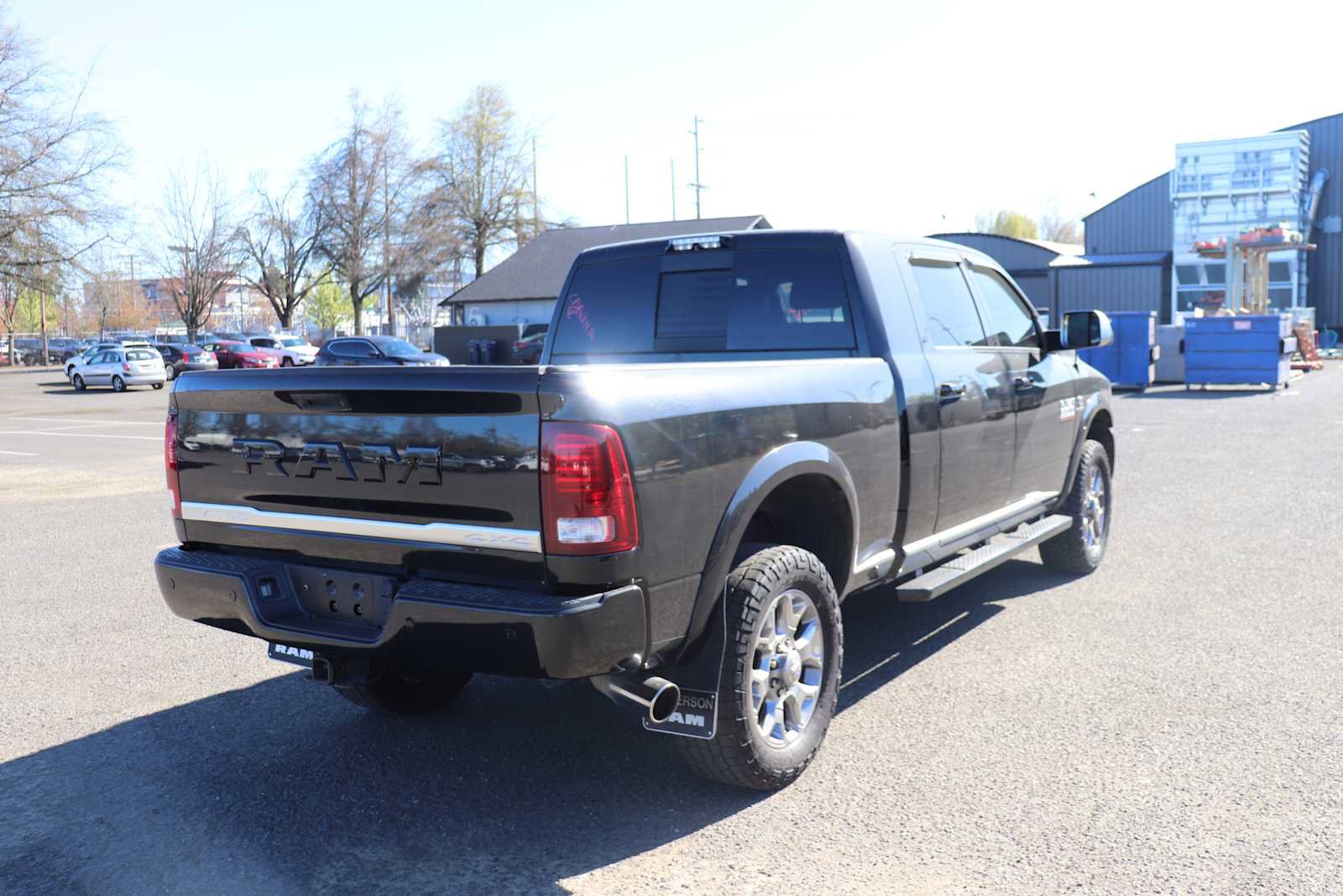 Used 2018 RAM 3500 Laramie Longhorn image 5