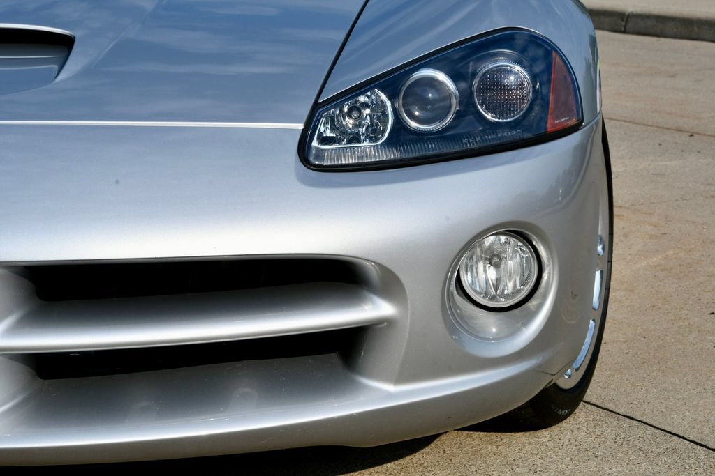 Used 2005 Dodge Viper SRT-10 w/ Mamba Edition Group RWD image 18