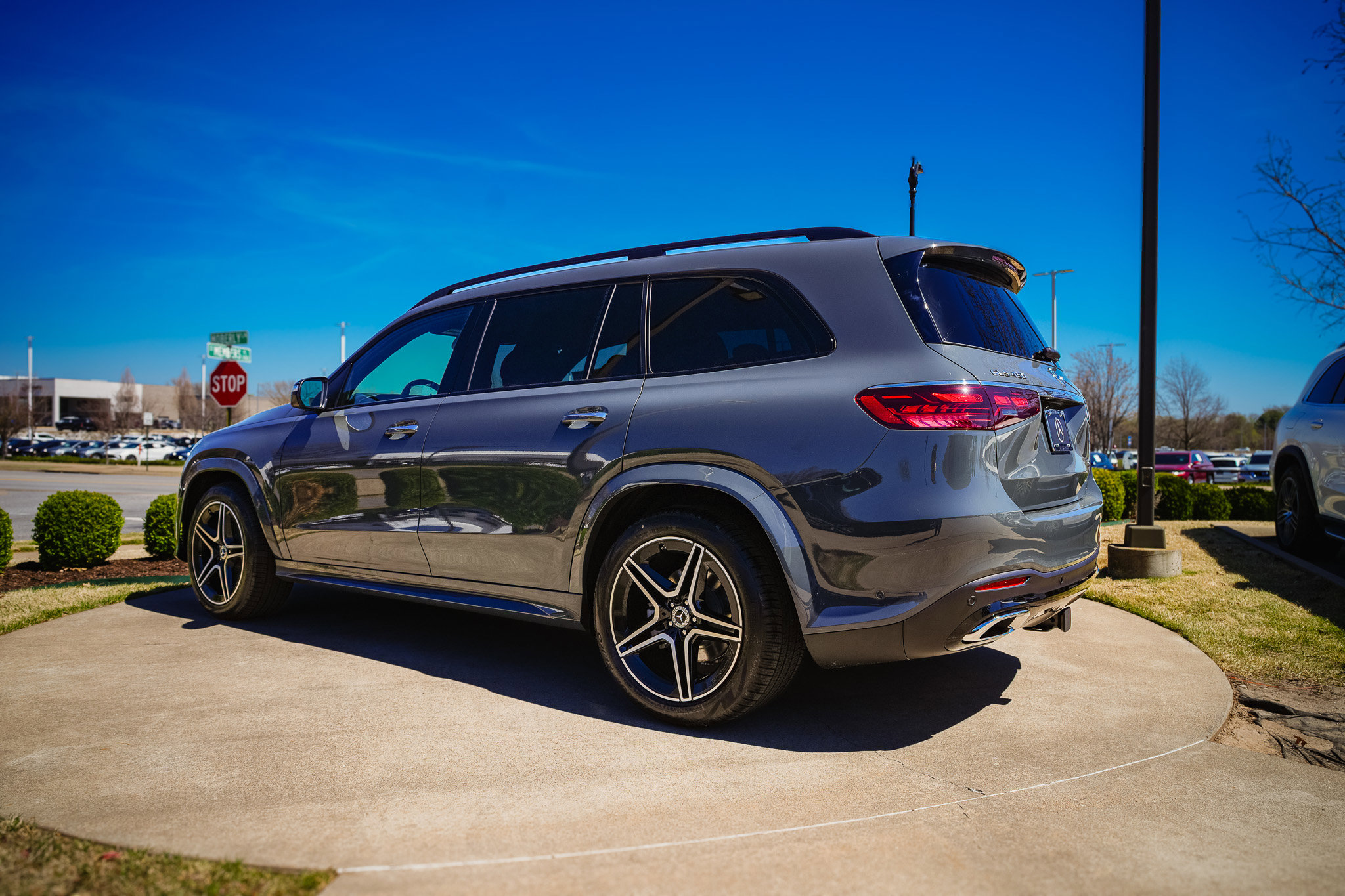New 2026 Mercedes-Benz GLS 450 4MATIC image 9