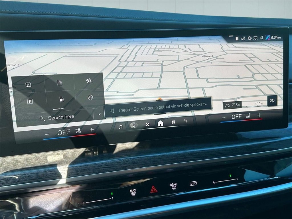 Used 2025 BMW 760i xDrive image 24