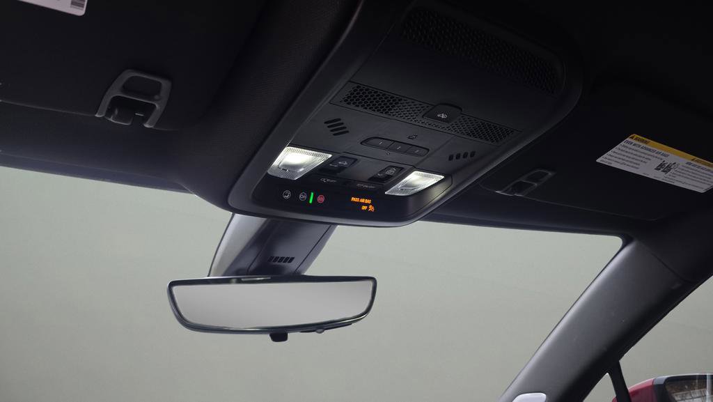 Certified 2025 Cadillac XT5 Sportv w/ Technology Package image 17