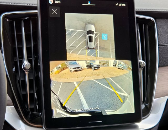 New 2026 Volvo XC90 B6 Plus AWD/4WD image 18