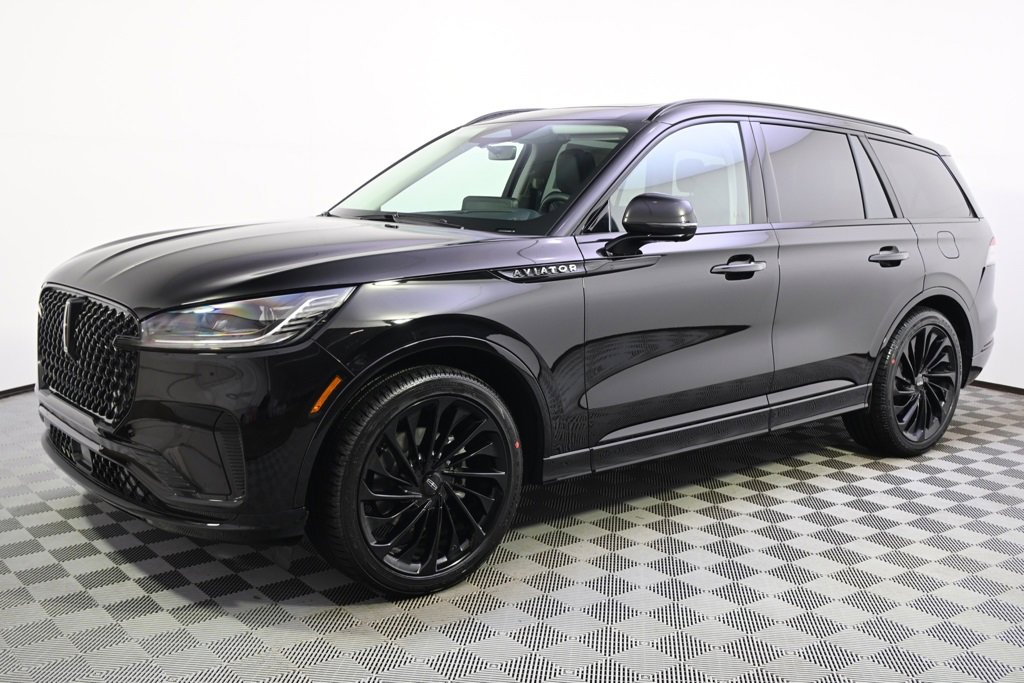 New 2026 Lincoln Aviator Reserve image 2