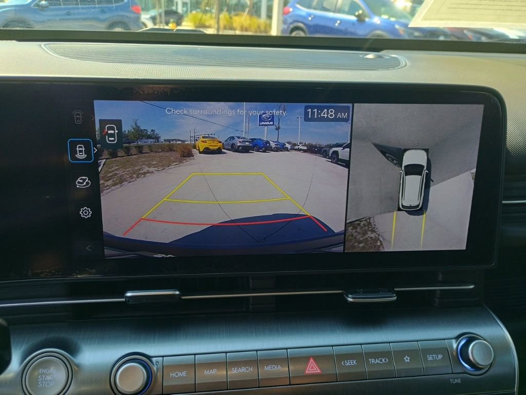 Used 2025 Hyundai Kona Limited image 30