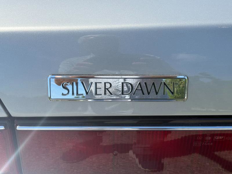 Used 1997 Rolls-Royce Silver Dawn image 9